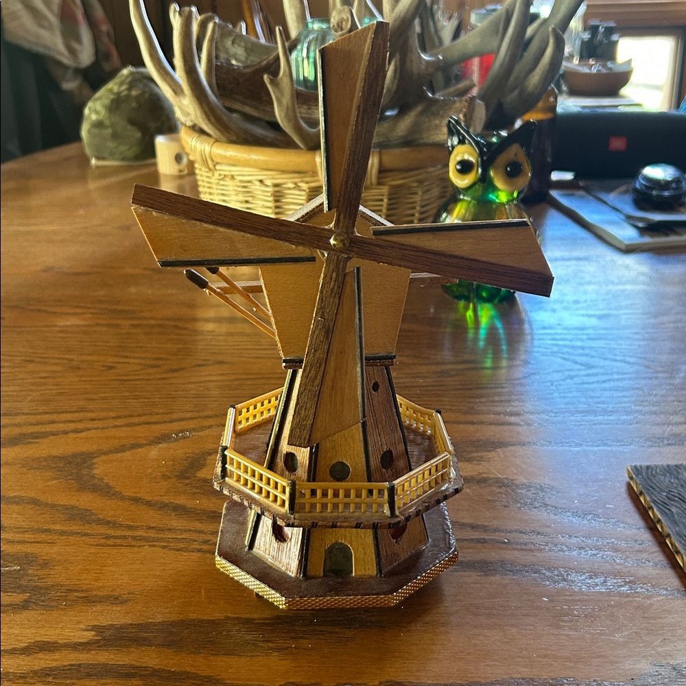 Vintage #DUTCH Decor Extravaganza - Picture 3 of 9